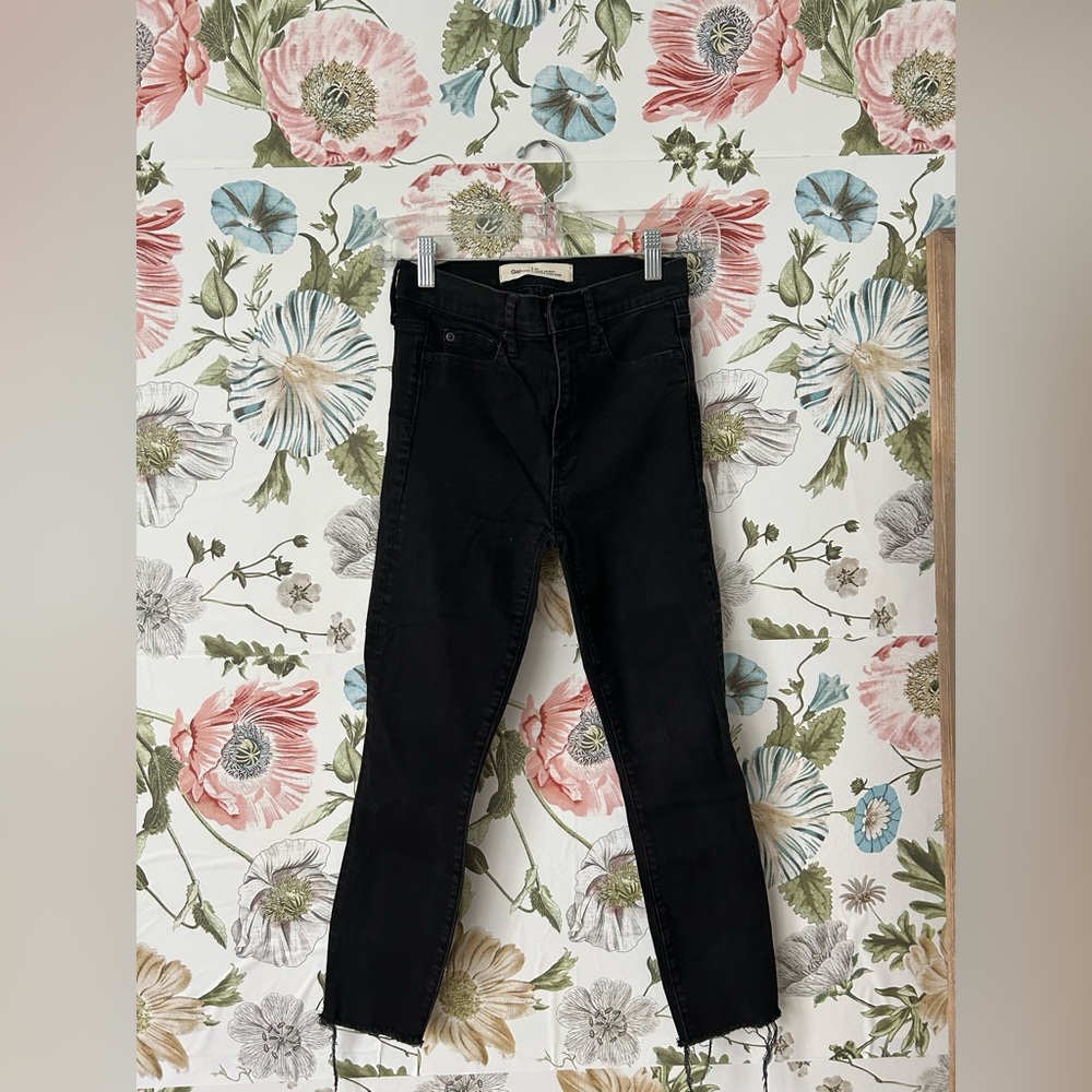 GAP 25 True Skinny Super High Rise